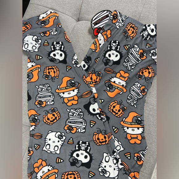 Hello Kitty Intimates & Sleepwear Hello Kitty Halloween Pajama